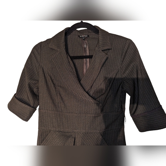 Le Chateau brown work dress with pockets, made in Canada - Picture 2 of 5